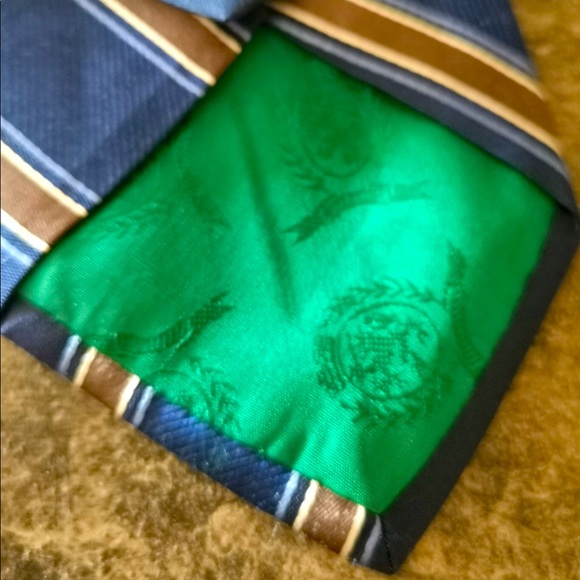 ⭐️5/$20 Navy blue Tommy Hilfiger striped tie office work career striped event - Picture 4 of 4